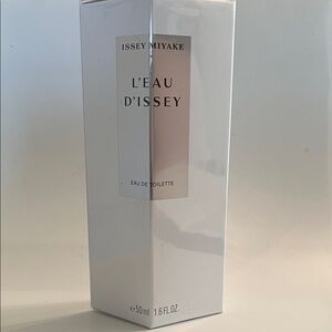 Issey Miyake L'Eau d'Issey Eau de Toilette — White & Pale Pink